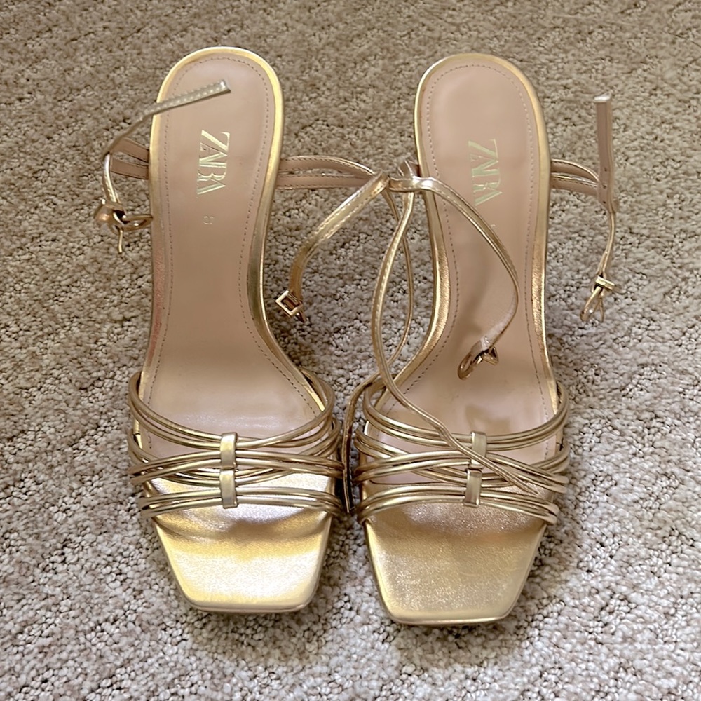 Zara Gold Heels - size 37